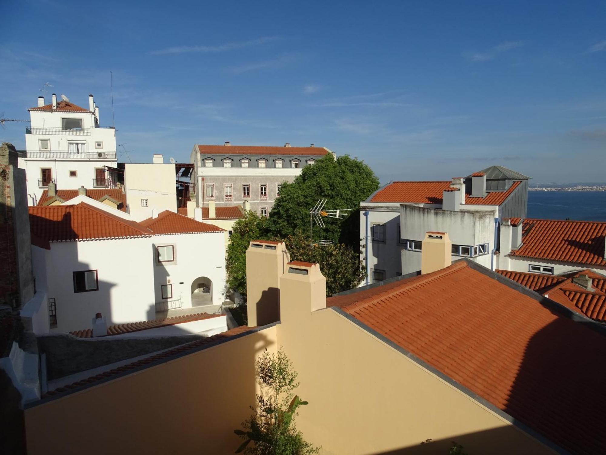 Apartments Center Castelo De Sao Jorge Lisboa Dış mekan fotoğraf